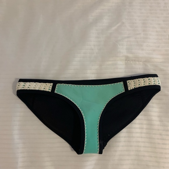 Triangl crochet bikini set - Picture 6 of 9